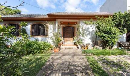 Casa 4 dormitórios à venda Santa Tereza Porto Alegre/RS