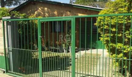 Casa para Venda - 150m², 3 dormitórios, Restinga