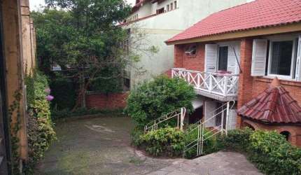 Casa para Venda - 256.87m², 3 dormitórios, sendo 1 suites, 2 vagas - Teresópolis