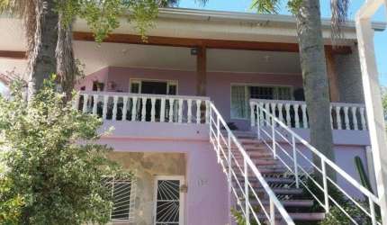 Casa para Venda - 300m², 5 dormitórios, Augusta
