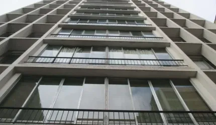 Apartamento para Venda - 219m², 3 dormitórios, sendo 2 suites, 1 vaga - Centro H