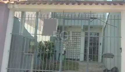 Casa para Venda - 100m², 3 dormitórios, 1 vaga - Menino Deus