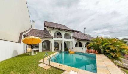 Casa para Venda - 456m², 3 dormitórios, sendo 2 suites, 2 vagas - Vila Assunção