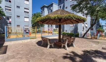 Apartamento de 2 dormitórios na Azenha
