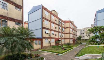 APARTAMENTO TÉRREO COM EXCELENTE LOCALIZAÇÃO