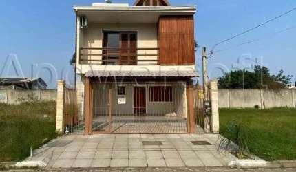 Casa de 3 Pavimentos no Bairro Aberta dos Morros
