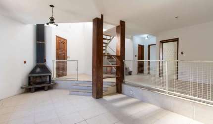 Casa para Venda - 253.35m², 3 dormitórios, sendo 1 suites, 4 vagas - Serraria