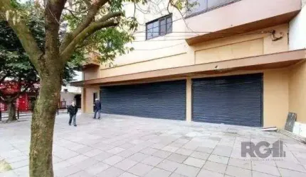 Libertas imobiliária aluga loja na Av. Assis Brasil com 530m²-Passo D`areia