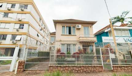 Casa 4 dormitórios à venda Menino Deus Porto Alegre/RS