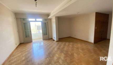 APARTAMENTO 3  DORMITÓRIOS DE FRENTE PRÓXIMO A REDENÇÃO