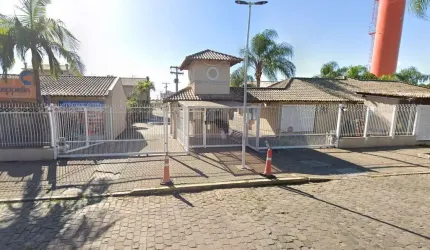 Casa em Condomínio com 03 quarto e 01 Vaga no Bairro Humaitá