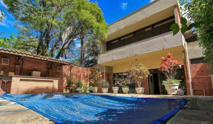 Casa 4 dormitórios à venda Petrópolis Porto Alegre/RS