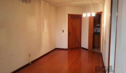 Apartamento 2 Dormitório(s) Bairro Petrópolis ANDAR ALTO Elevador e garagem