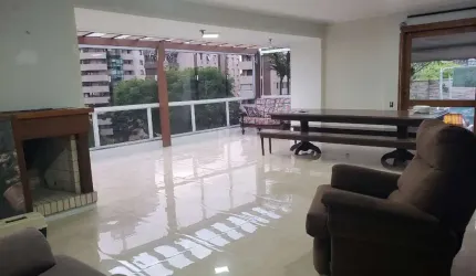 Cobertura para Venda - 296m², 3 dormitórios, sendo 1 suites, 3 vagas - Petrópoli