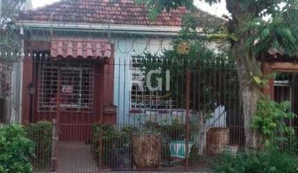 Casa para Venda - 70m², 2 dormitórios, 2 vagas - Partenon