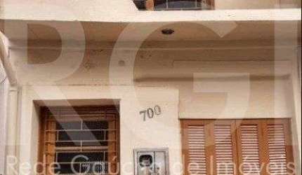 Casa para Venda - 64m², 2 dormitórios, Menino Deus