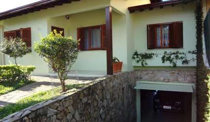 Casa para Venda - 230m², 3 dormitórios, sendo 1 suites, 3 vagas - Aberta Dos Mor