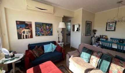 Apartamento de 2 quartos, suíte e 1 vaga de garagem no bairro Rio Branco em POA