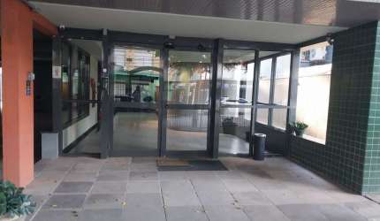 Excelente Conjunto Comercial com BOX, Zona dos Tribunais.