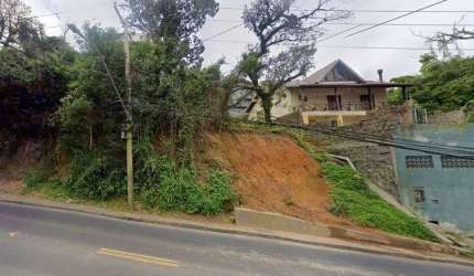 Terreno a venda no bairro Tristeza