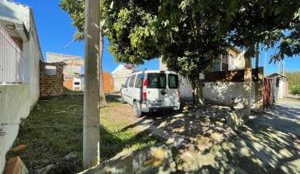 Terreno plano, com 125m² de área total (dimensão 5x25m), localizado no Moradas d