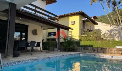 Casa em condomínio fechado com 5 quartos à venda na Conrad, 1, Jacarepaguá, Rio de Janeiro por R$ 750.000