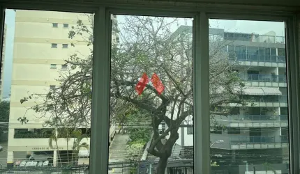 Sala comercial para alugar na Rua Tirol, 184, Freguesia (Jacarepaguá), Rio de Janeiro por R$ 880