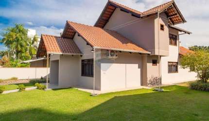 Casa com 3 dormitórios a venda o centro de Indaial