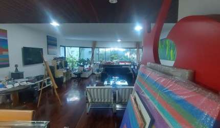 Apartamento amplo no Horto Florestal!