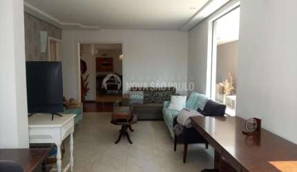 Casa com 5 quartos à venda no Centro, Diadema , 385 m2 por R$ 1.000.000