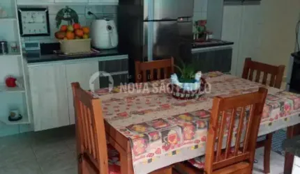 Casa com 4 quartos à venda no Taboão, Diadema , 178 m2 por R$ 570.000