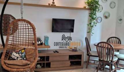 José Menino, Santos - Amplo Apartamento Reformado, 2 Dormitórios/Suíte à Venda !