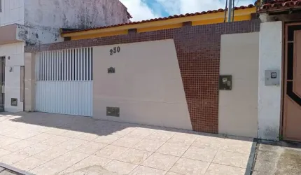 Casa na Jabotiana
