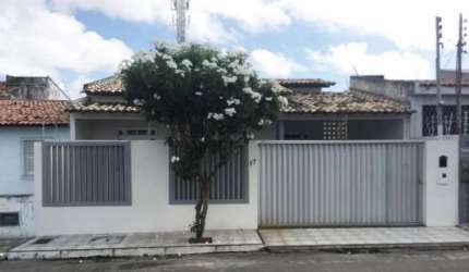Casa no Luzia