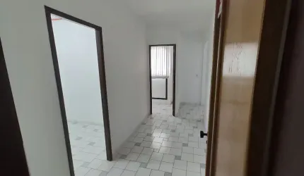 Sala comercial à venda de 30 m2 com 1 banheiro no Itaigara