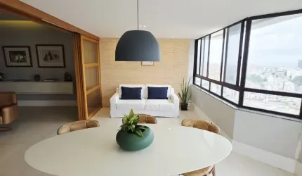 Apartamento à venda de 242m2 no Horto Florestal no Twenty Tower com vista mar.
