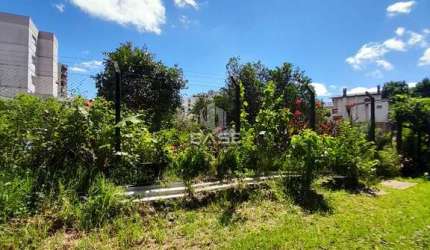 Terreno à venda na Rua Campo dos Bugres, QD 484, Pio X, Caxias do Sul por R$ 490.000