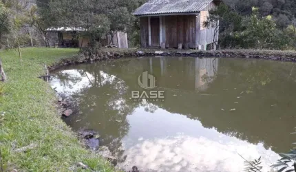 Chácara / sítio com 1 quarto à venda na Rodovia BR-116, 169, Vila Cristina, Caxias do Sul por R$ 600.000
