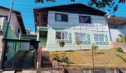 Casa com 3 quartos à venda no Universitário, Caxias do Sul , 154 m2 por R$ 510.000