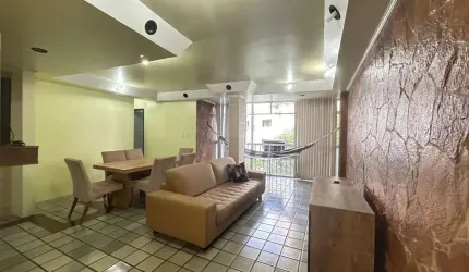 Apartamento com 3 quartos para venda na Graça