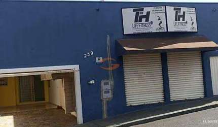 excelente salao comercial com casa em anexo de 2 dormitorios