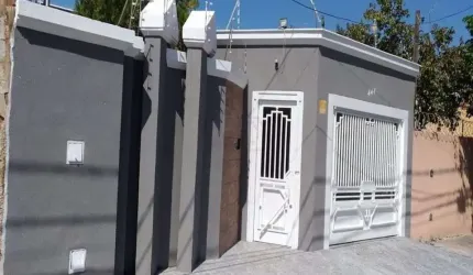 Casa para Venda em Araçatuba, Santana, 4 dormitórios, 1 suíte, 3 banheiros, 2 vagas