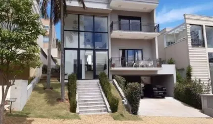 Casa para Venda em Santana de Parnaíba, Alphaville