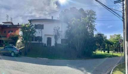 Sobrado para Venda em Santana de Parnaíba, Alphaville