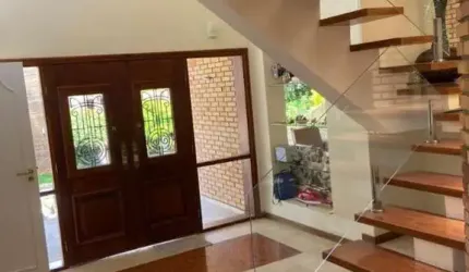 Sobrado para Venda em Jandira, Nova Higienópolis, 3 dormitórios, 1 suíte, 5 banheiros, 4 vagas