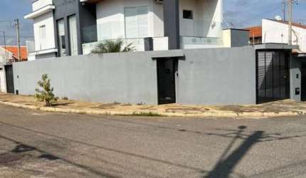 Casa para Venda em Tatuí, Jardim Mantovani, 3 dormitórios, 1 suíte, 4 banheiros, 4 vagas