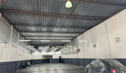 Galpão para Locação em Barueri, Jardim Iracema/Aldeia, 1 banheiro