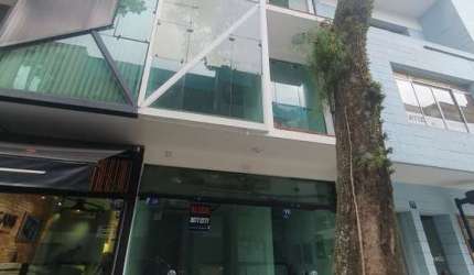 Loja para Venda em Barueri, Condomínio Centro Comercial Alphaville, 3 banheiros
