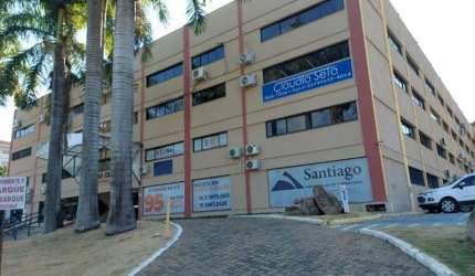 Sala comercial com 4 salas para alugar no Centro, Jaguariúna , 104 m2 por R$ 2.100