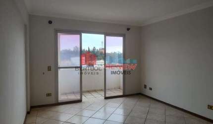 Apartamento para vender em Valinhos com excelente localização,garagem coberta,com 02 quartos,varanda,02 banheiros.